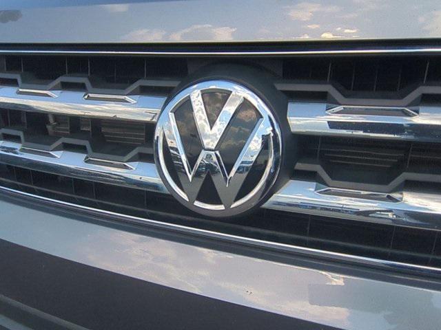 Photo of 2018 Platinum Gray Metallic Volkswagen Atlas