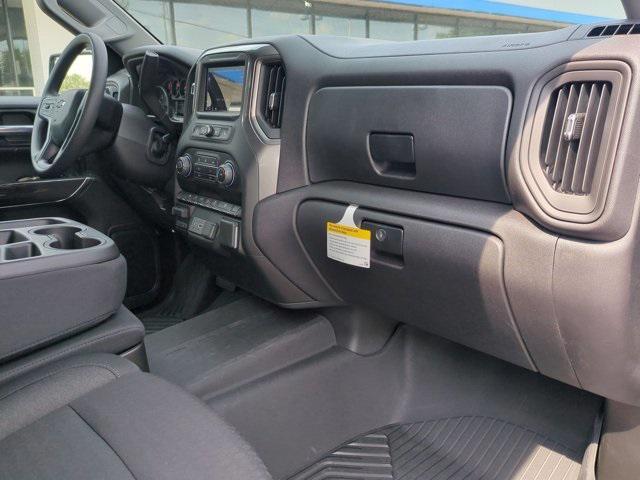 Photo of 2025 Black Chevrolet Silverado 1500