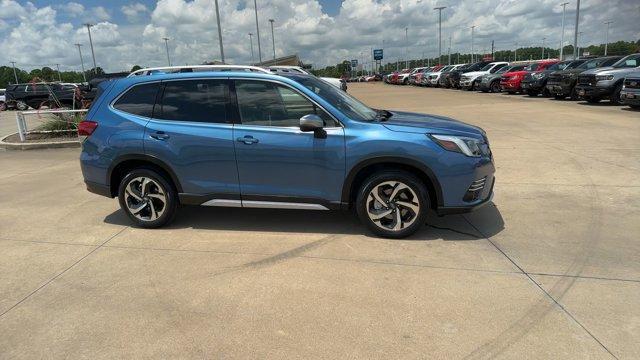 Photo of 2023 Horizon Blue Pearl Subaru Forester
