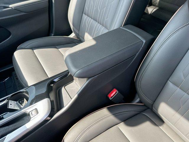 Photo of 2025 Ocean Blue Metallic Buick Envista