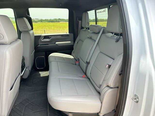 Photo of 2024 Summit White Chevrolet Silverado 3500