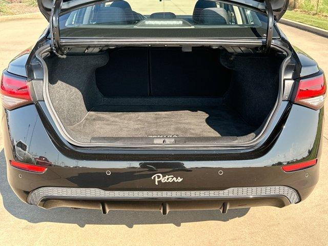 Photo of 2024 Black Nissan Sentra