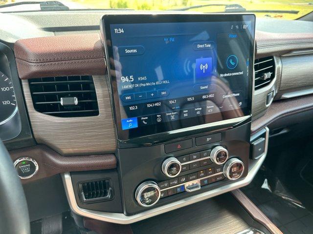 Photo of 2022 Black Metallic Ford Expedition