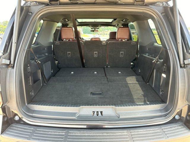 Photo of 2022 Black Metallic Ford Expedition