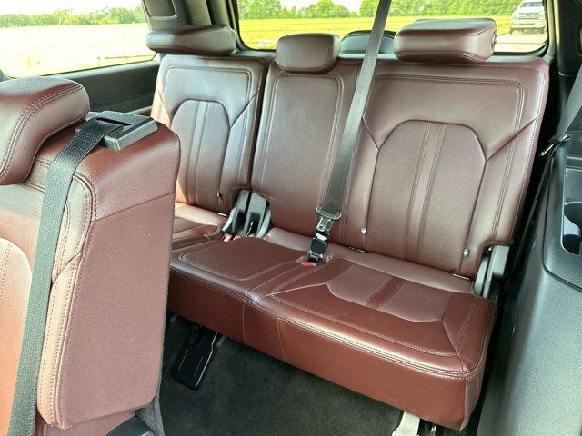 Photo of 2022 Black Metallic Ford Expedition