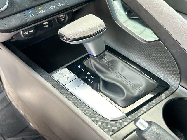 Photo of 2023 Onyx Black Hyundai ELANTRA