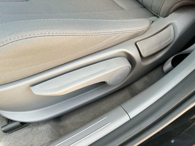 Photo of 2023 Onyx Black Hyundai ELANTRA
