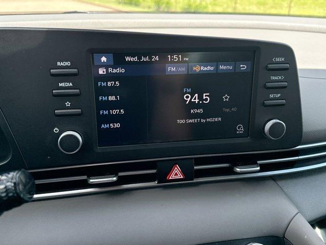 Photo of 2023 Onyx Black Hyundai ELANTRA