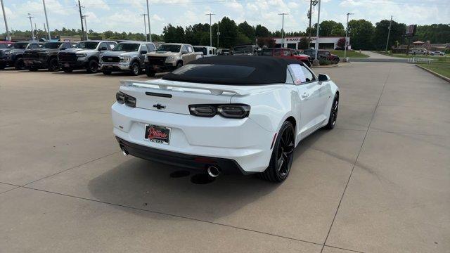Photo of 2023 Summit White Chevrolet Camaro