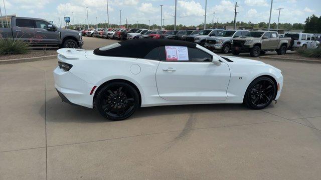 Photo of 2023 Summit White Chevrolet Camaro