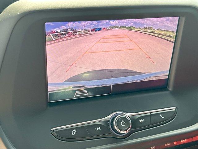 Photo of 2023 Summit White Chevrolet Camaro