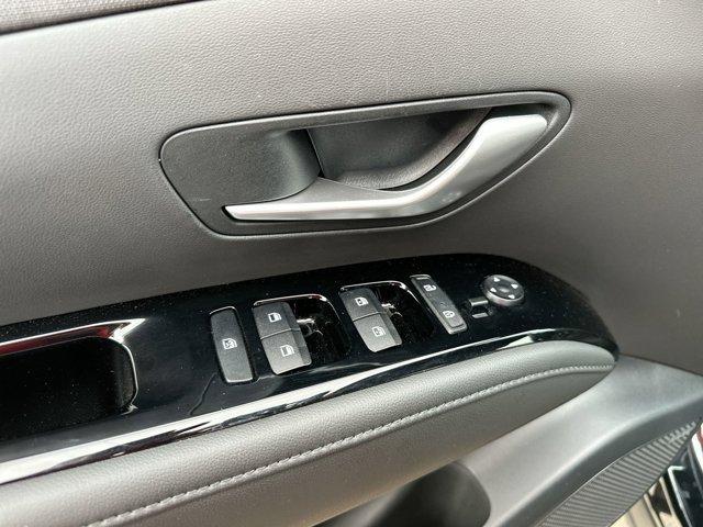 Photo of 2024 Phantom Black Hyundai SANTA CRUZ