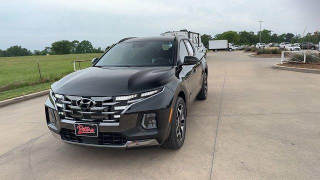 Photo of 2024 Phantom Black Hyundai SANTA CRUZ