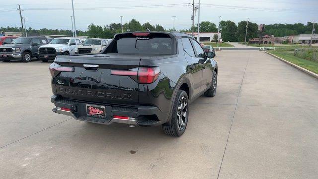 Photo of 2024 Phantom Black Hyundai SANTA CRUZ