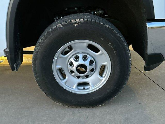Photo of 2024 Summit White Chevrolet Silverado 2500