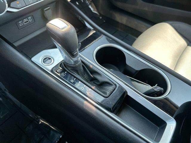 Photo of 2024 Black Nissan Altima