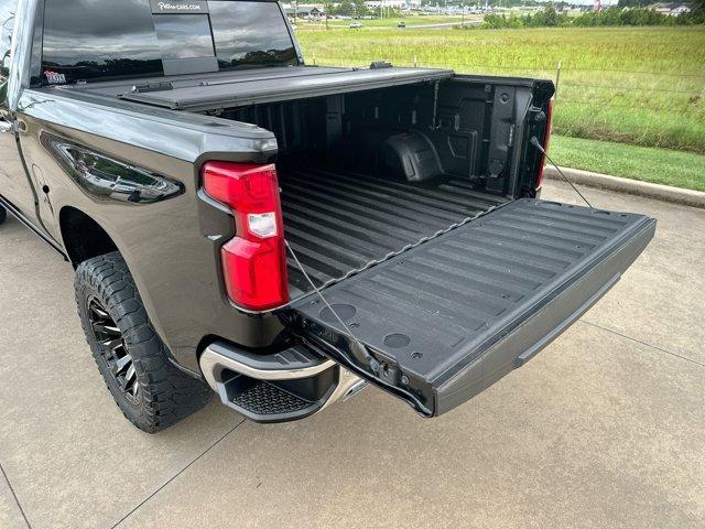 Photo of 2023 Black Chevrolet Silverado 1500
