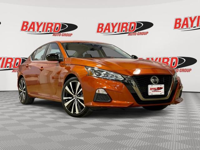 Photo of 2022 Sunset Drift Chromaflair Nissan Altima