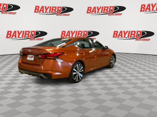 Photo of 2022 Sunset Drift Chromaflair Nissan Altima