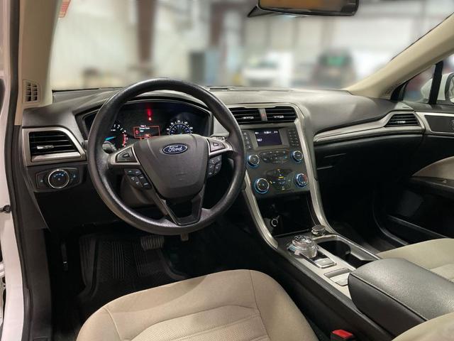 Photo of 2020 White Ford Fusion