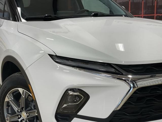 Photo of 2023 Black Chevrolet Blazer