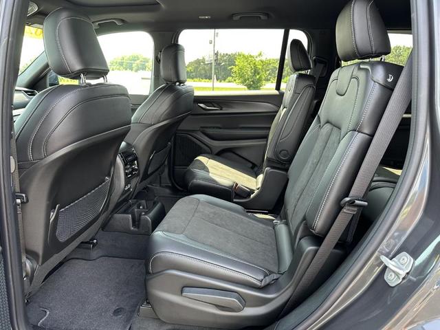 Photo of 2025 Baltic Gray Jeep Grand Cherokee L