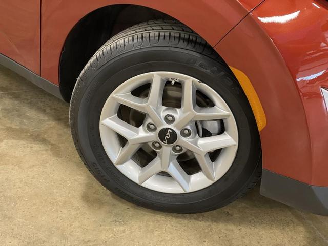 Photo of 2024 Mars Orange Kia Soul