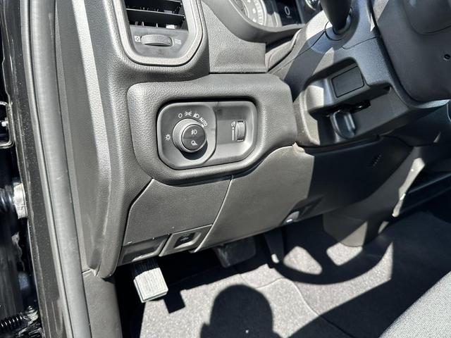 Photo of 2025 Diamond Black RAM 2500