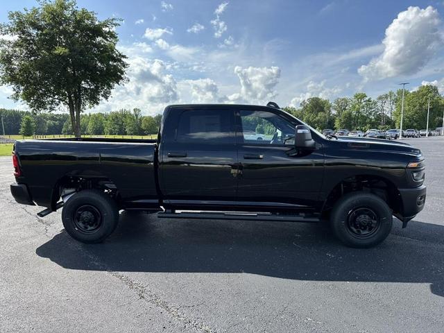 Photo of 2025 Diamond Black RAM 2500