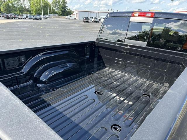 Photo of 2025 Diamond Black RAM 2500