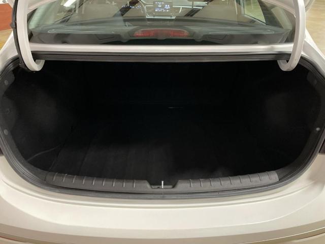 Photo of 2023 White Kia Rio