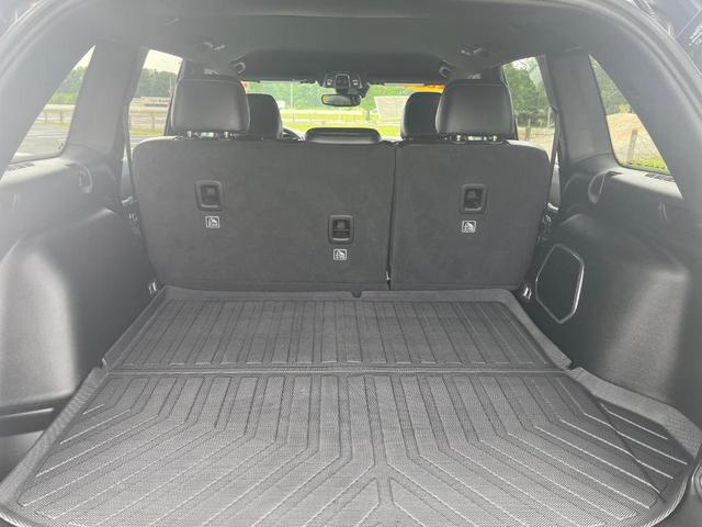Photo of 2024 Gray Jeep Grand Cherokee