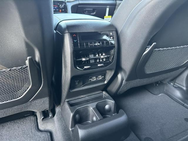 Photo of 2025 Bright White Jeep Grand Cherokee L