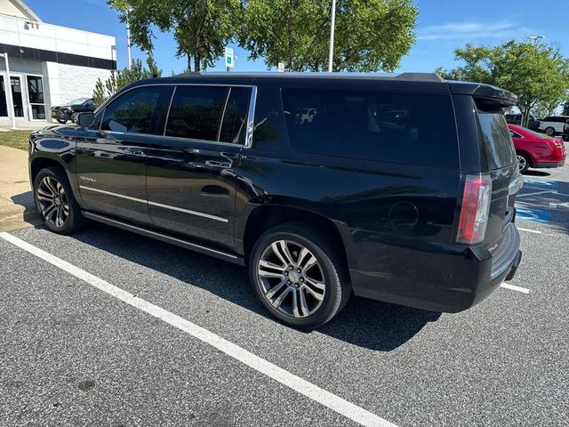 Photo of 2018 Onyx Black GMC Yukon XL