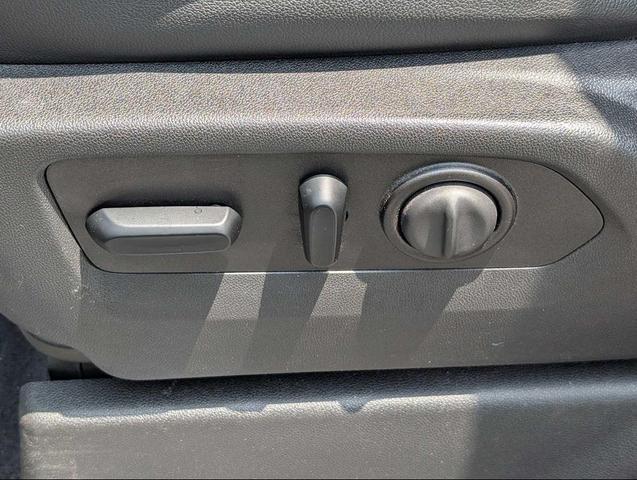 Photo of 2020 Onyx Black GMC Sierra 1500