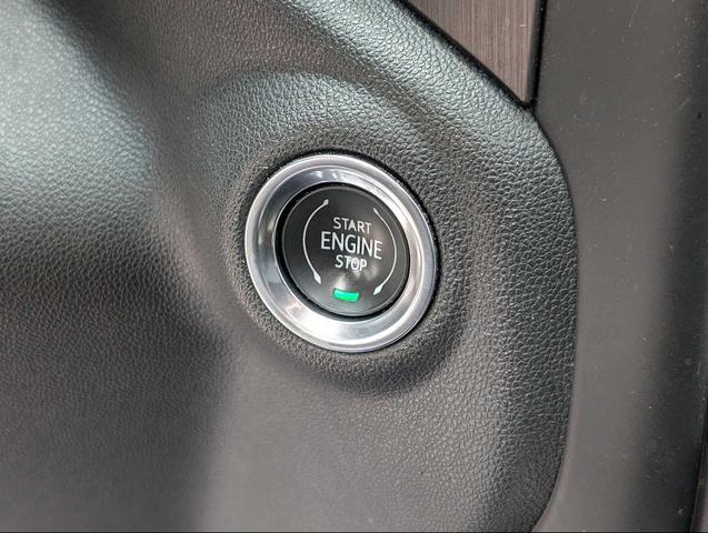 Photo of 2020 Onyx Black GMC Sierra 1500