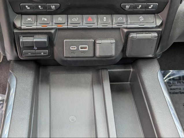 Photo of 2020 Onyx Black GMC Sierra 1500
