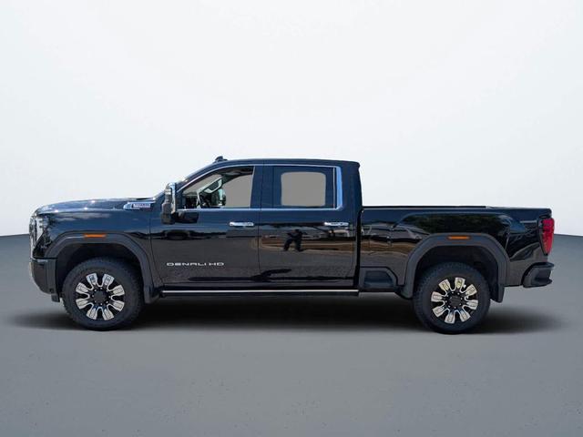 Photo of 2024 Onyx Black GMC Sierra 2500