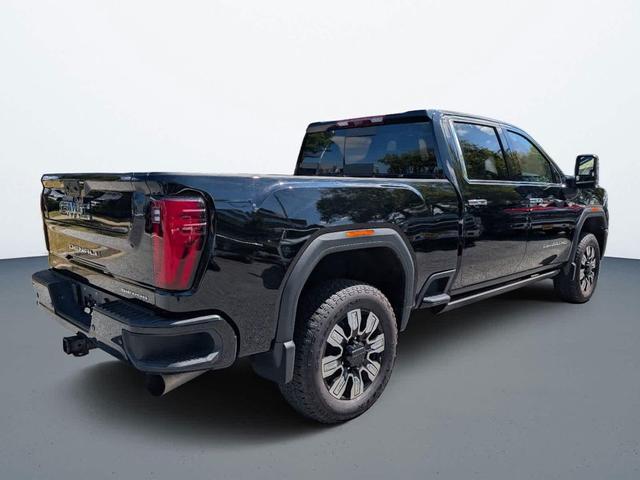 Photo of 2024 Onyx Black GMC Sierra 2500
