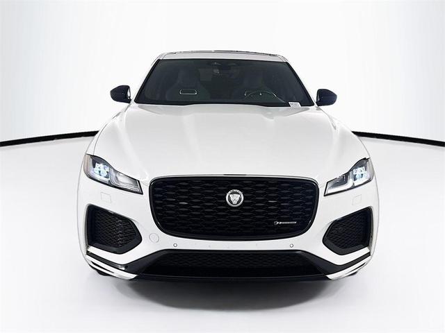 Photo of 2025 Fuji White Jaguar F-PACE