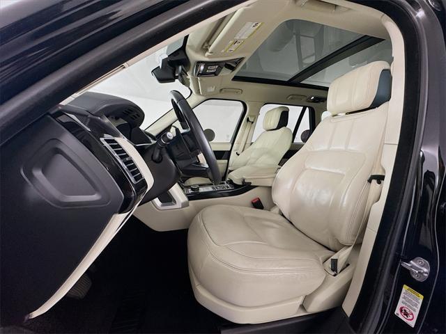 Photo of 2019 Santorini Black Metallic Land Rover Range Rover