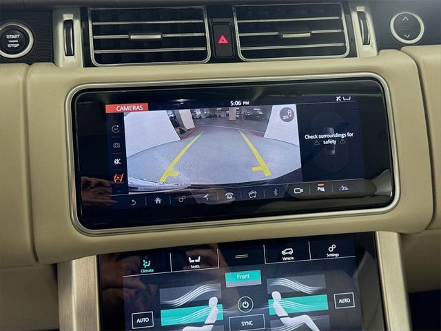 Photo of 2019 Santorini Black Metallic Land Rover Range Rover