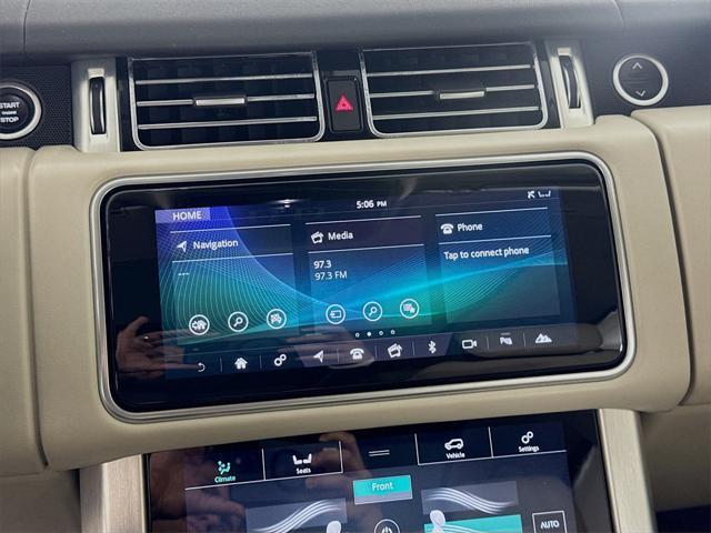 Photo of 2019 Santorini Black Metallic Land Rover Range Rover