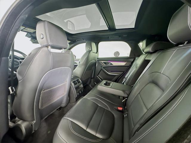Photo of 2025 White Jaguar F-PACE