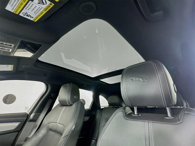 Photo of 2025 White Jaguar F-PACE