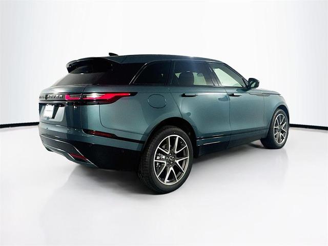 Photo of 2026 Giola Green Metallic Land Rover Range Rover Velar