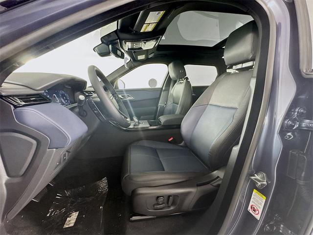 Photo of 2026 Varesine Blue Metallic Land Rover Range Rover Velar