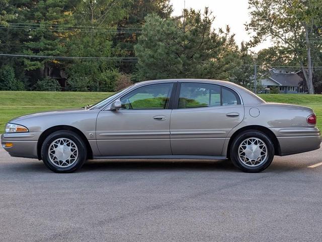 Photo of 2001 Golden Globe Metallic Buick LeSabre
