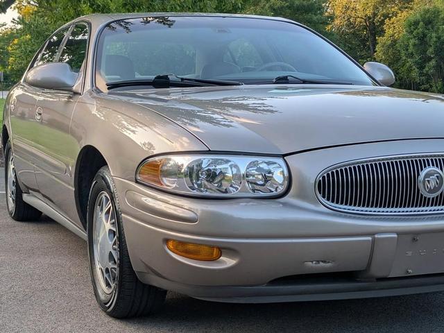 Photo of 2001 Golden Globe Metallic Buick LeSabre