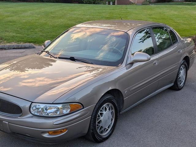 Photo of 2001 Golden Globe Metallic Buick LeSabre